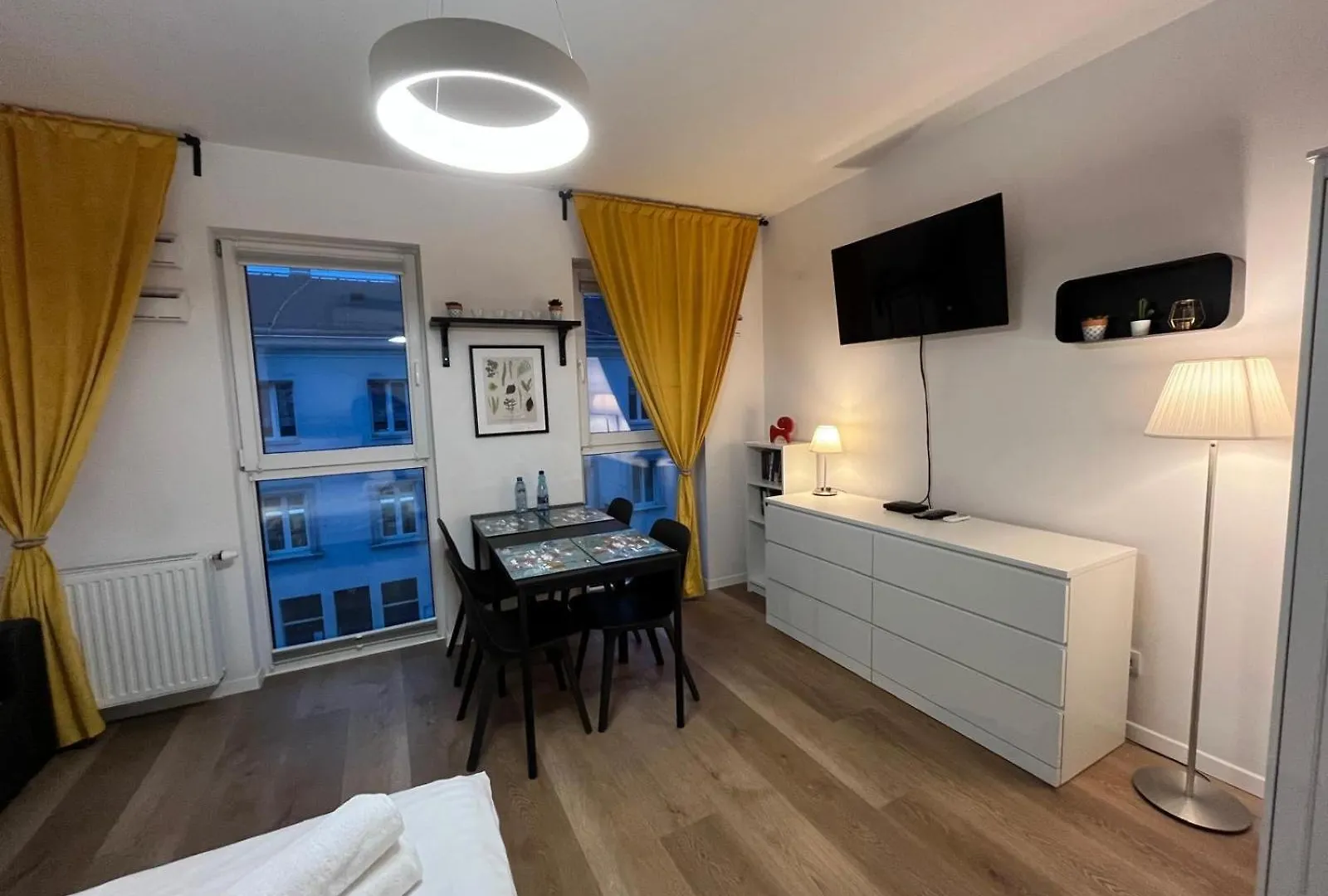 Διαμέρισμα Targowa Charming Studio Βαρσοβία